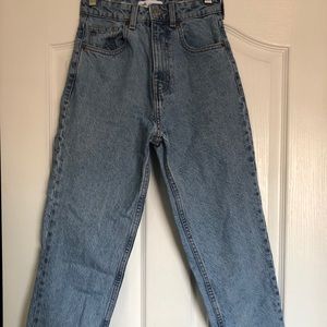 Zara Mom Fit Jeans
